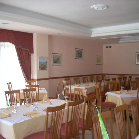 Margherita Hotel 2*